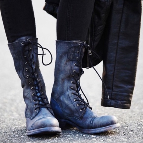 Free People Shoes - Free People Traveling Boot Suede Size 38/8 Leather Lace Up Combat Boots Gray